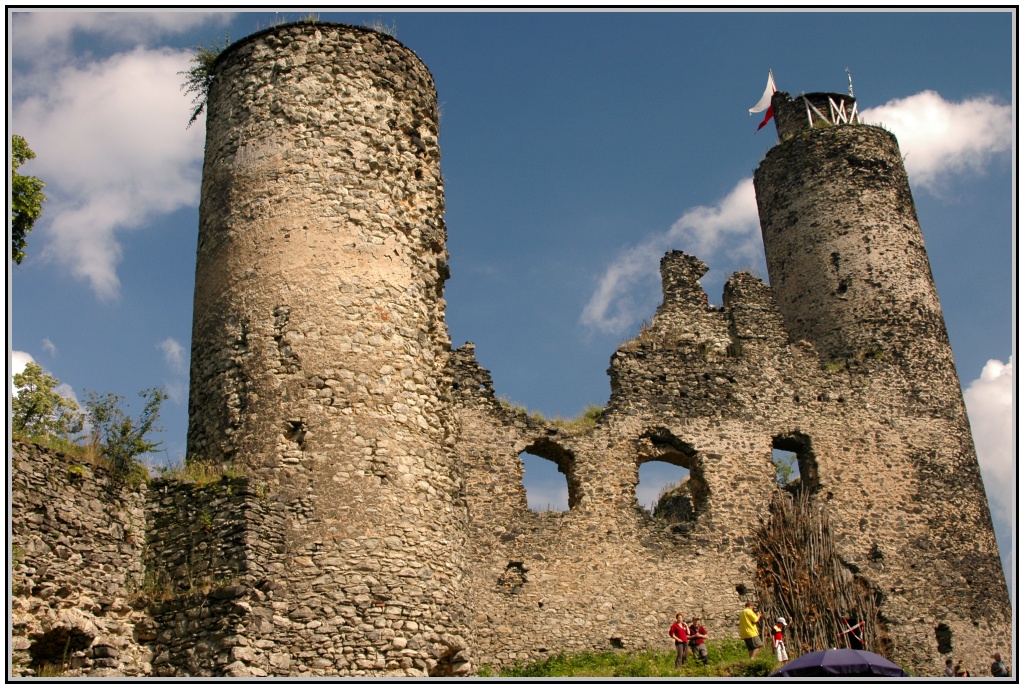 Kostomlaty - hrad